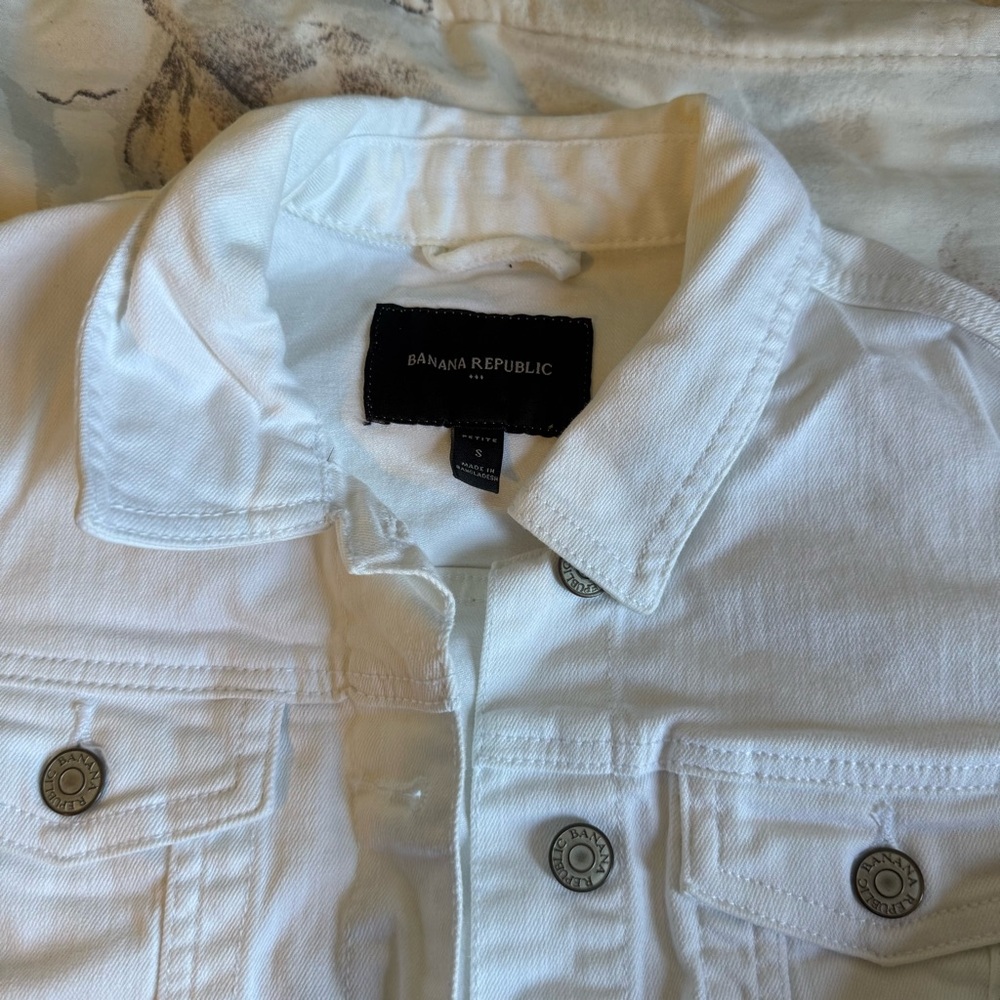 White denim jacket - Picture 2 of 4